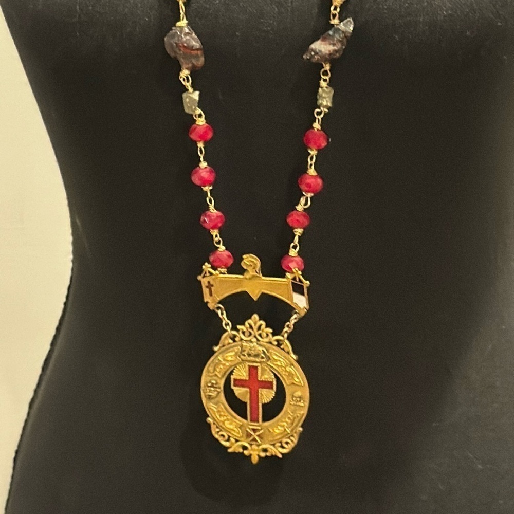 NWT Red Cross Knight Garnet Long Necklace